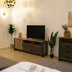 Exclusive Veres Palne By Cavaland New Apartment *
