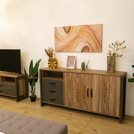 شقة Exclusive Veres Palne By Cavaland New