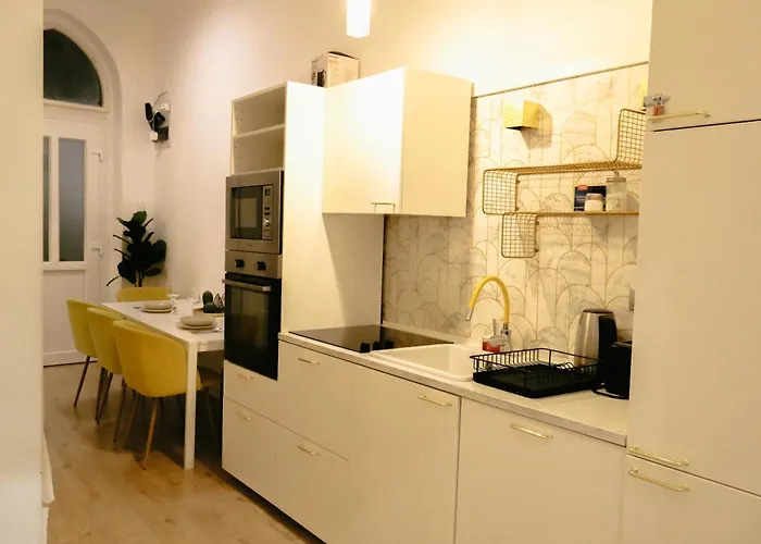 Exclusive Veres Palne By Cavaland New Apartamento *