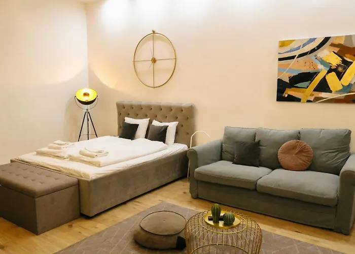 Exclusive Veres Palne By Cavaland New Budapest