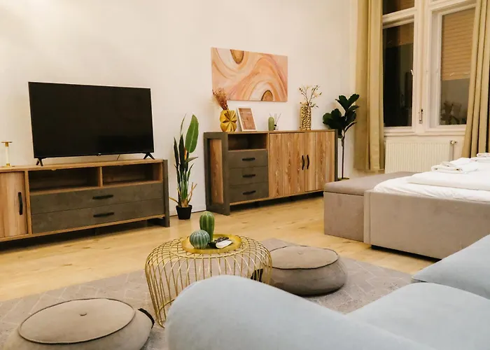 Exclusive Veres Palne By Cavaland New * Budapest